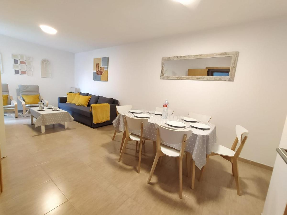 Apartamento Bolboretas Con Parking Privado Ares Exterior photo